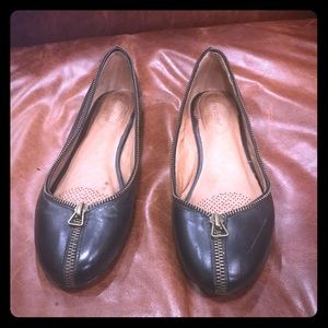 Corso Como black leather zip flats size 9